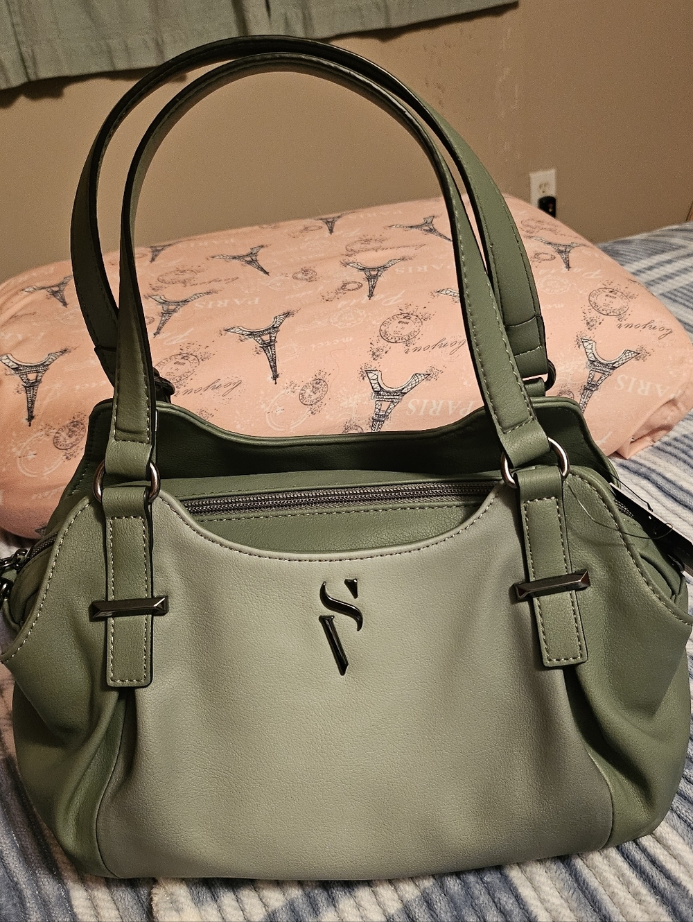 Simply Vera Wang Buena Satchel Green